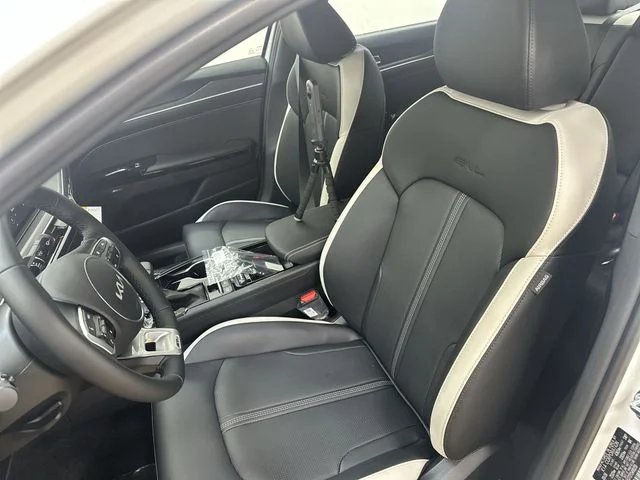 New 2026 White Kia GT-Line image 14