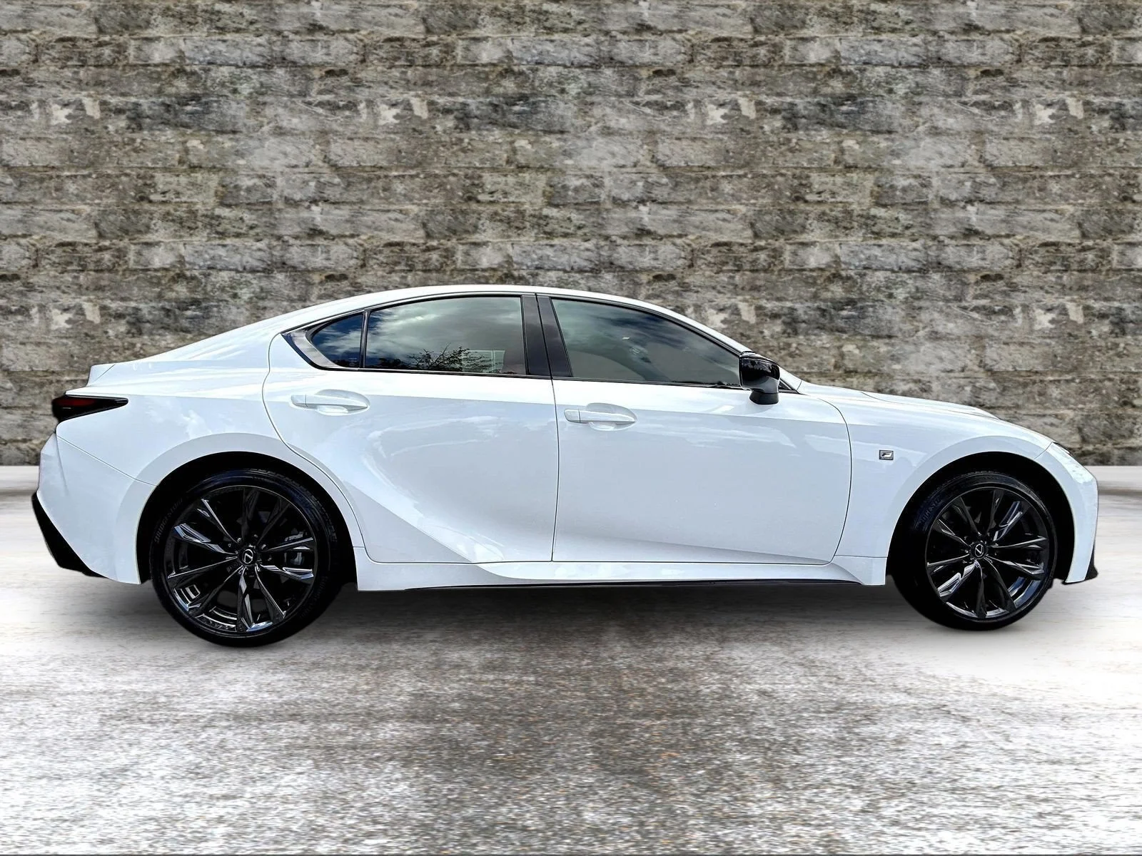 Certified Used 2025 Ultra White Lexus  image 8