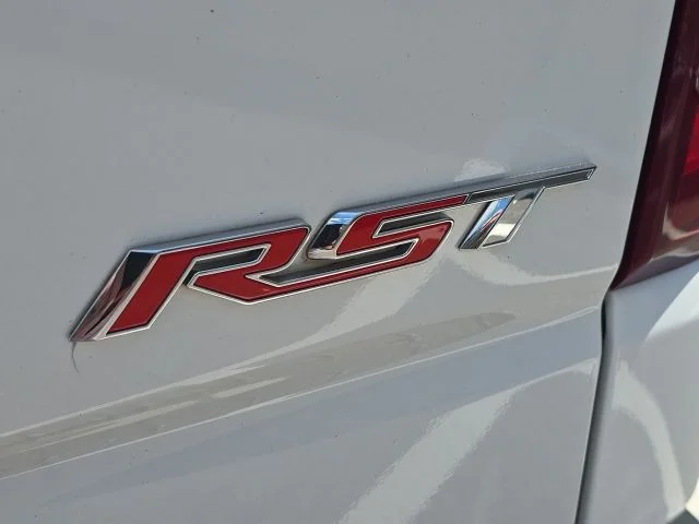 Used 2023 White Chevrolet RST image 10