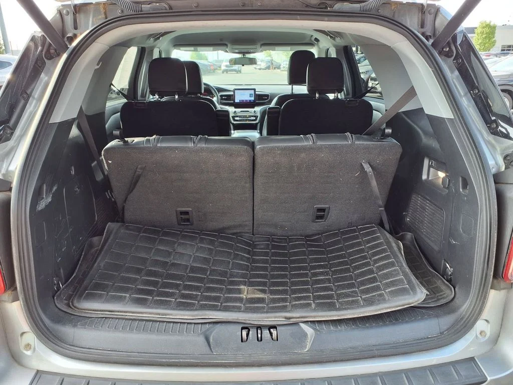 Used 2021 Silver Metallic Ford XLT image 5