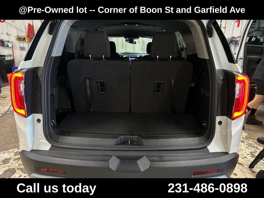 Used 2020 Summit White GMC SLE image 22