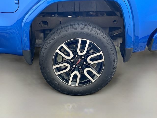 Used 2023 Dynamic Blue Metallic GMC AT4 image 37