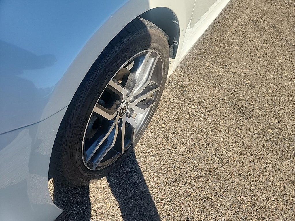 Used 2016 White Scion Base image 7
