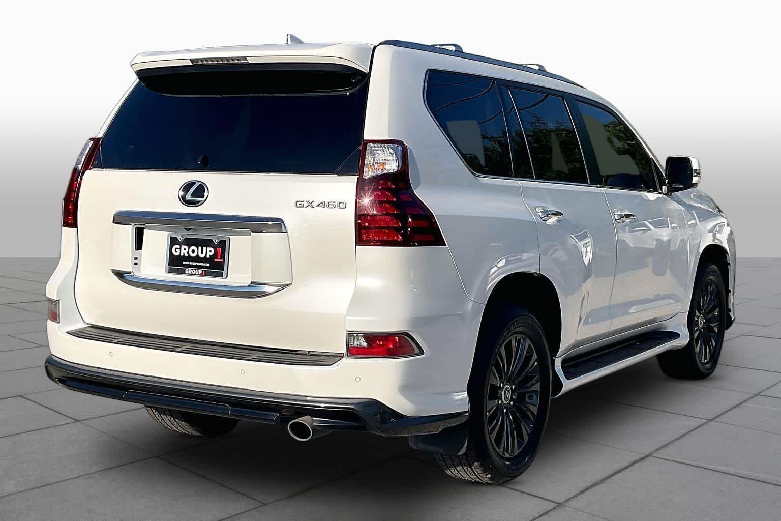 Used 2022 Starfire Pearl Lexus Luxury image 13