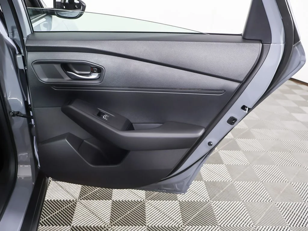New 2026 Urban Gray Pearl Honda SE image 16
