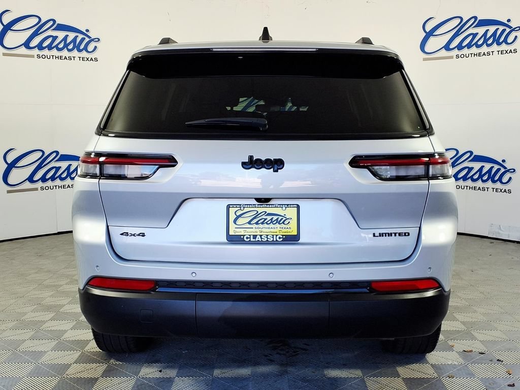 Used 2024 Silver Zynith Jeep Limited image 4