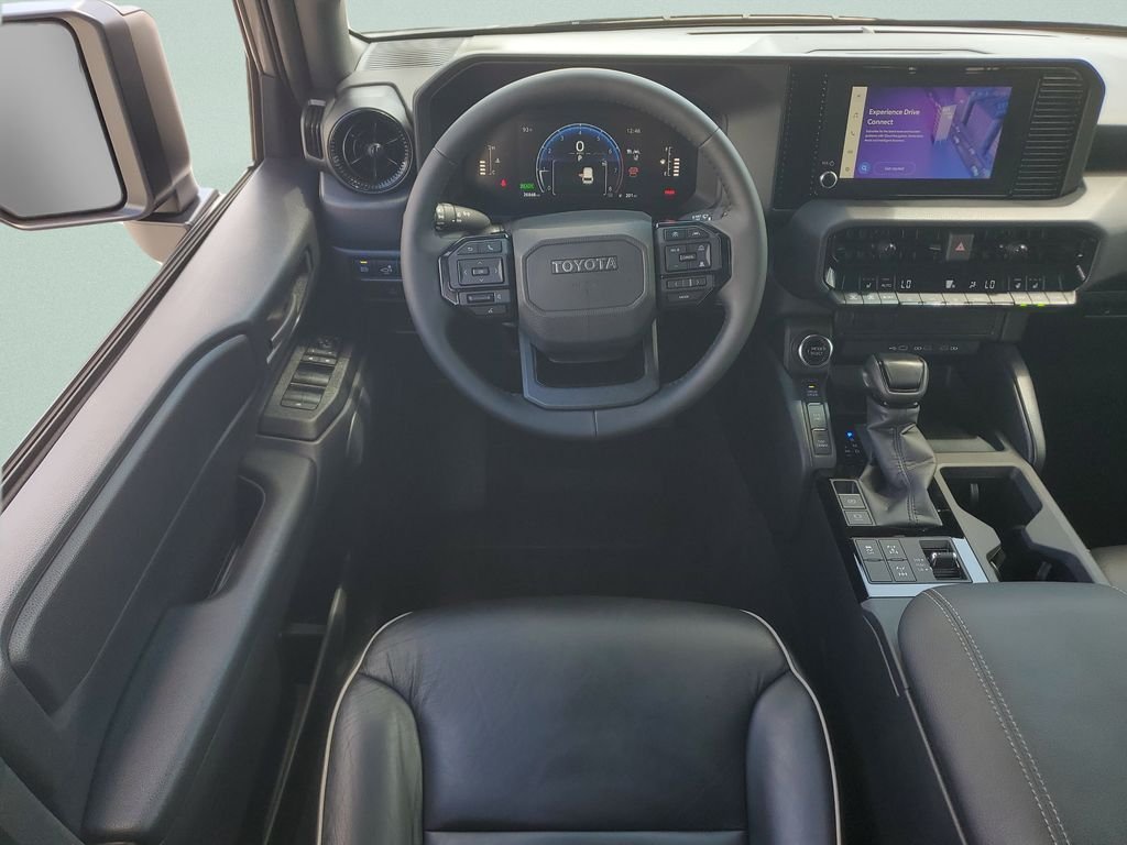 Certified Used 2025  Toyota 1958 image 12