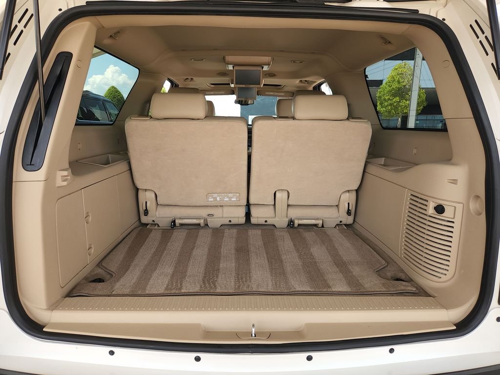 Used 2013 White Chevrolet LTZ image 14
