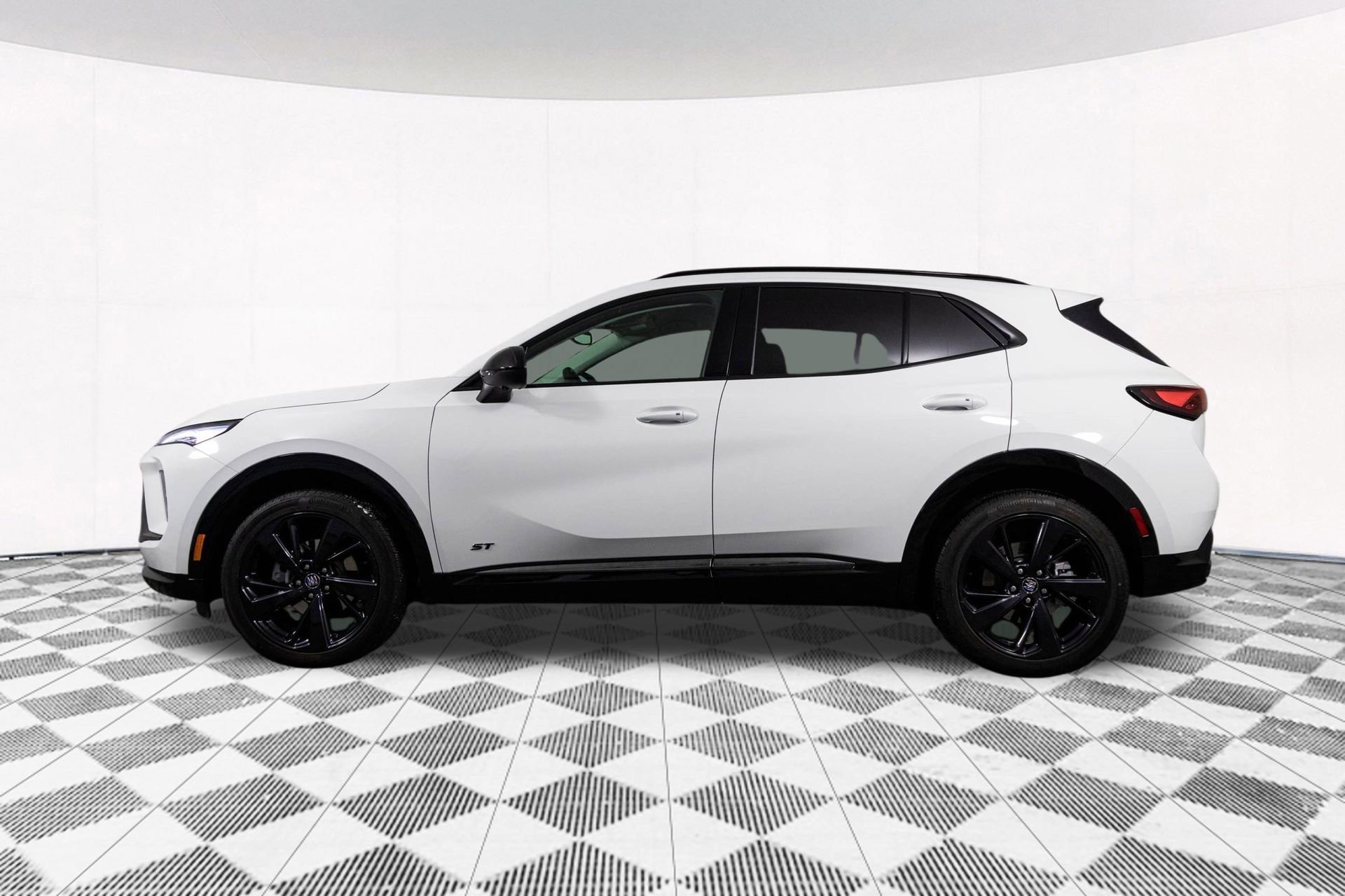 2025 BUICK ENVISION - Image 18