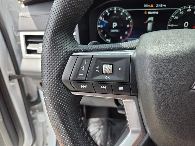 Certified Used 2024 White Mitsubishi  image 29