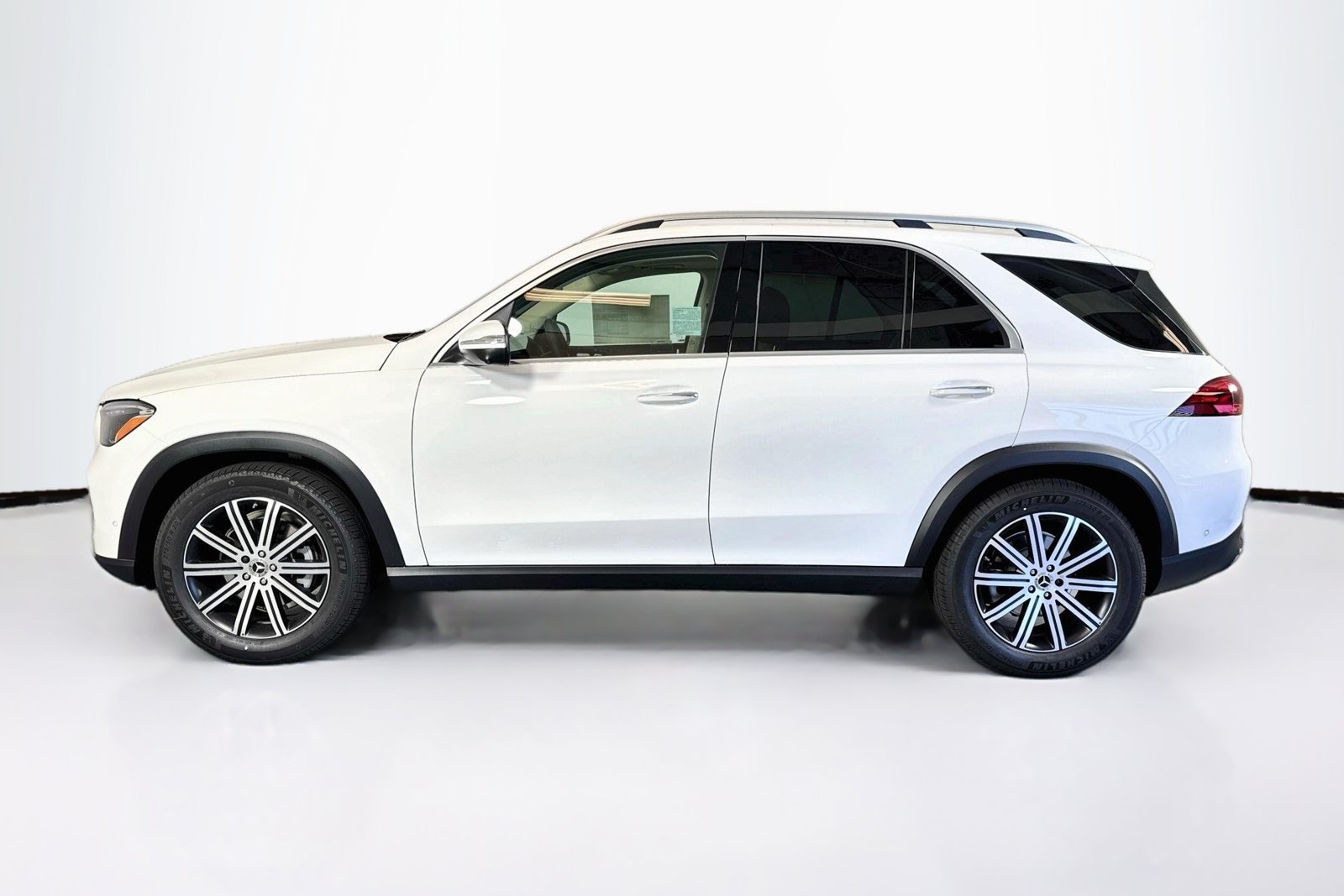 New 2026 Polar White Mercedes-Benz GLE 350 image 7