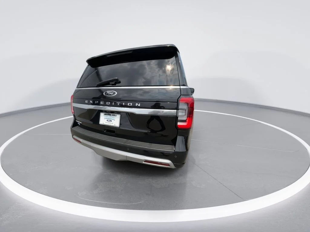 Used 2024 Black Ford Platinum image 7