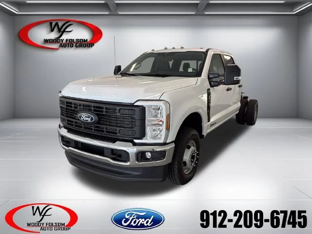 New 2027 Oxford White Ford F-350® XL image 18
