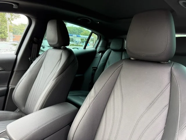 Used 2024 Bianco Astro Metallic Maserati GT AWD image 12