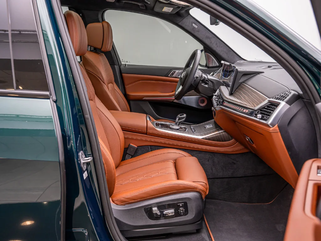 Used 2026 Alpina Green Metallic BMW ALPINA XB7 image 30