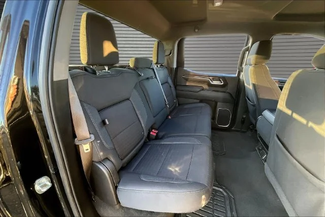 Used 2022 Black GMC Elevation image 25