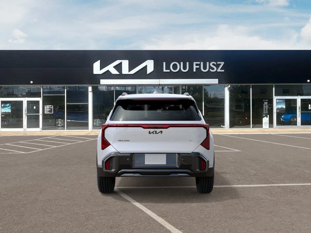 New 2027 Snow White Pearl Kia X-Line SX image 5