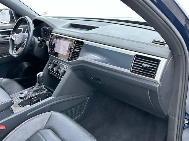 2022 Volkswagen Atlas Cross Sport SEL Premium R-Line - Photo 13