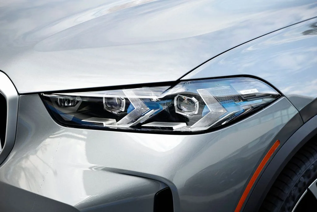 New 2026 Skyscraper Grey Metallic BMW xDrive40i image 12