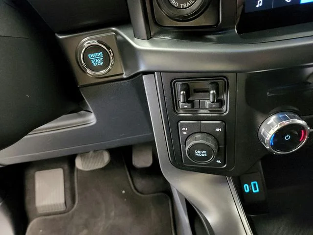 Used 2024 Black Ford XLT image 29