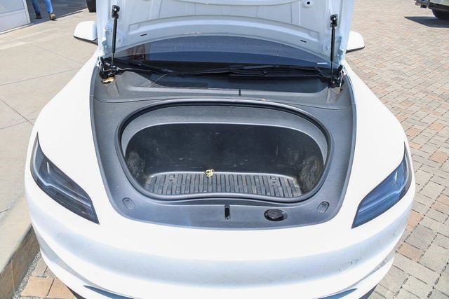 Used 2025 Pearl White Multi-Coat Tesla Long Range image 27