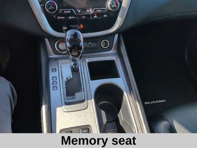 Used 2023 Blue Nissan SL image 6