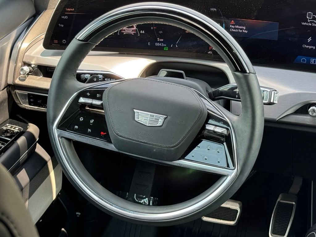Used 2026 White Cadillac Platinum image 25