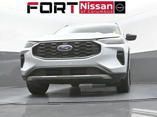 Used 2025 Silver Ford ST-Line image 32