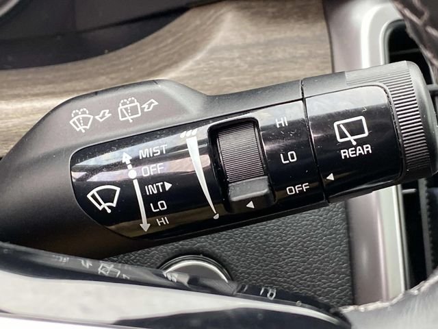 Used 2023 Green Kia X-Line EX image 18