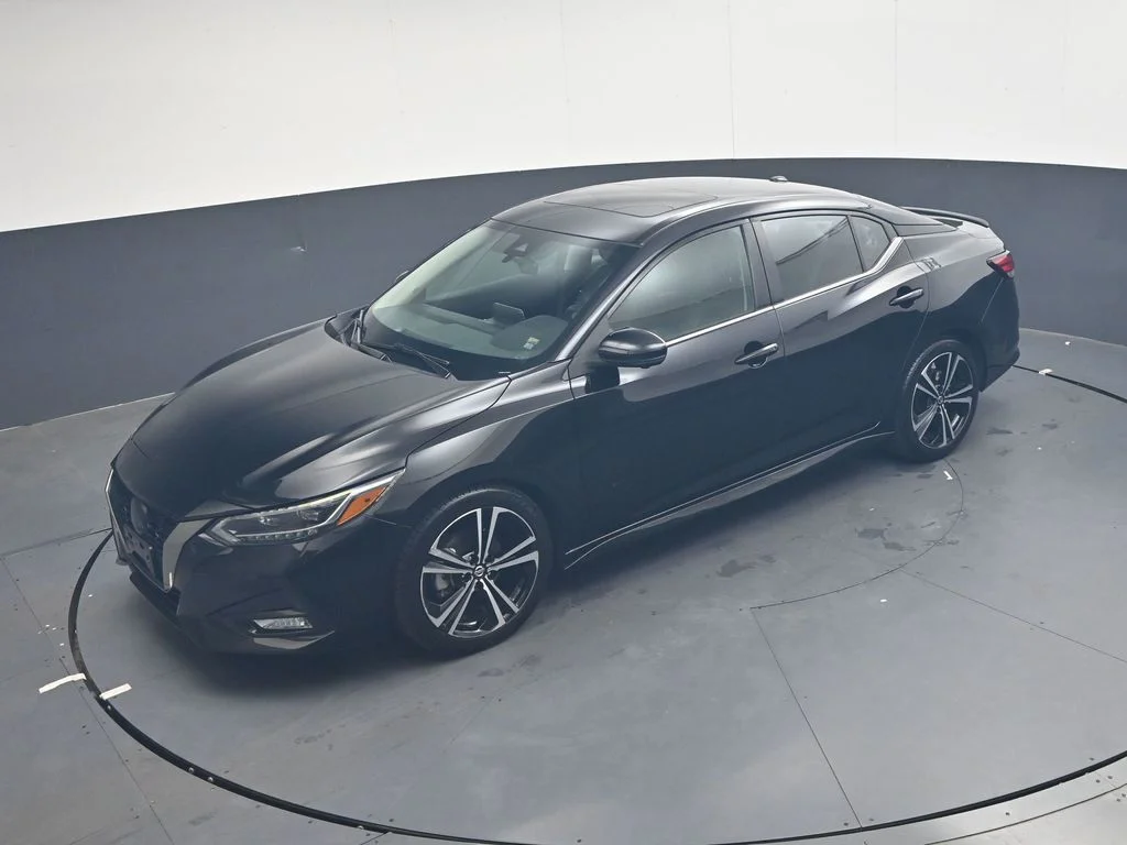 Used 2022 Black Nissan SR image 34