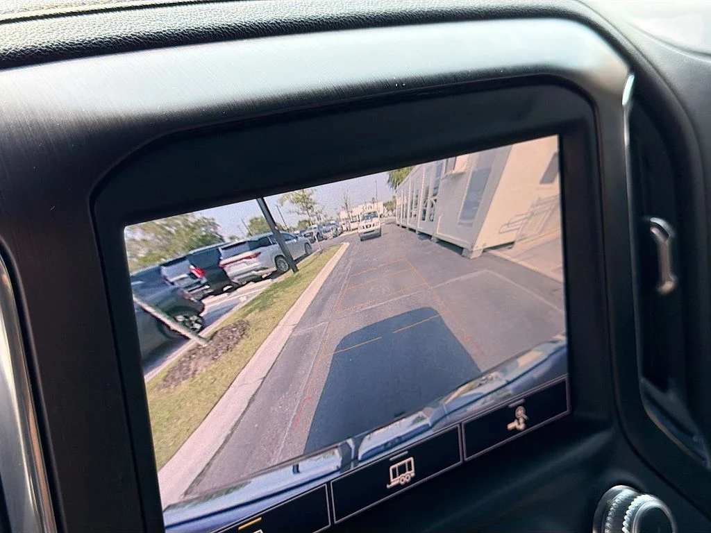 Used 2021 Steel Metallic GMC AT4 image 14