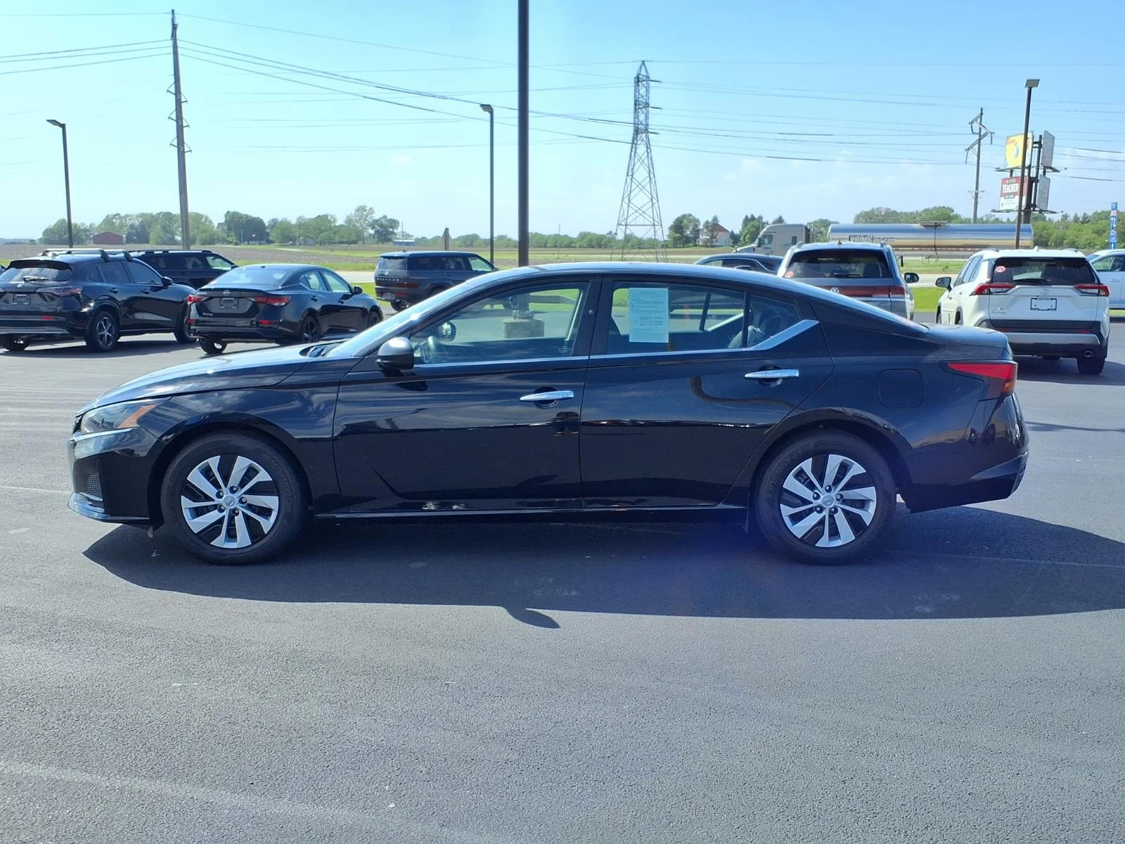 Used 2025 Black Nissan S image 17