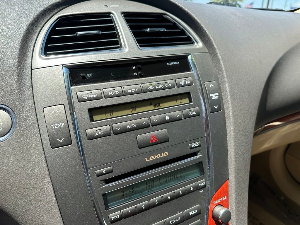Used 2011 Beige Lexus 350 image 5