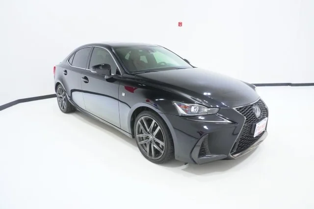 Used 2019  Lexus IS 300 F SPORT image 3