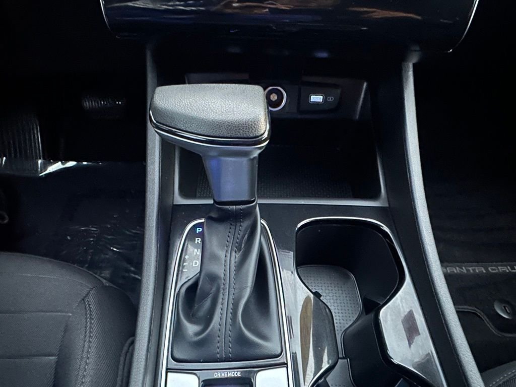 2023 Hyundai Santa Cruz SE - Photo 16