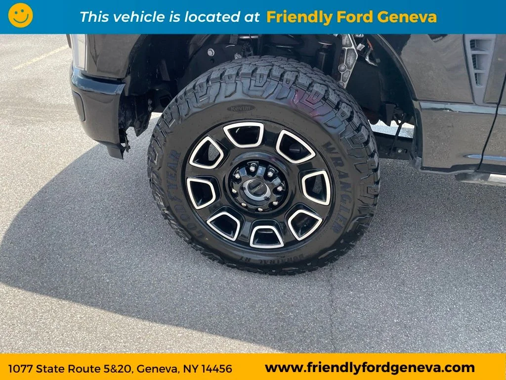 Used 2025 Black Ford Platinum image 46