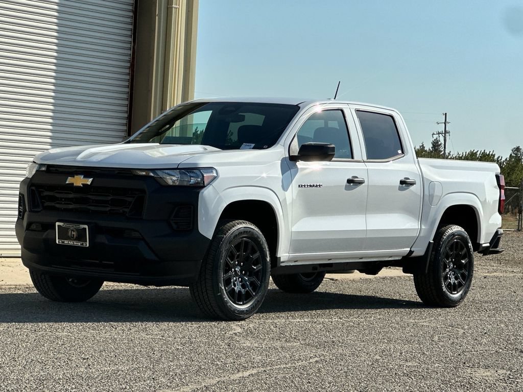 New 2026 Summit White Chevrolet WT image 8
