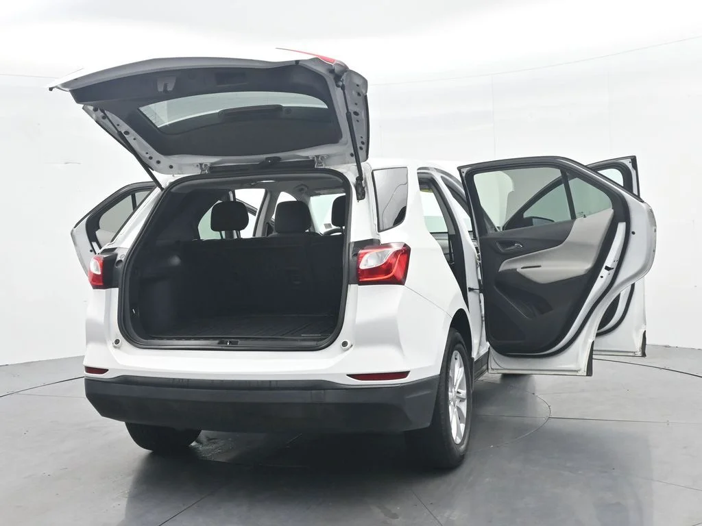 Used 2021 Summit White Chevrolet LS image 51