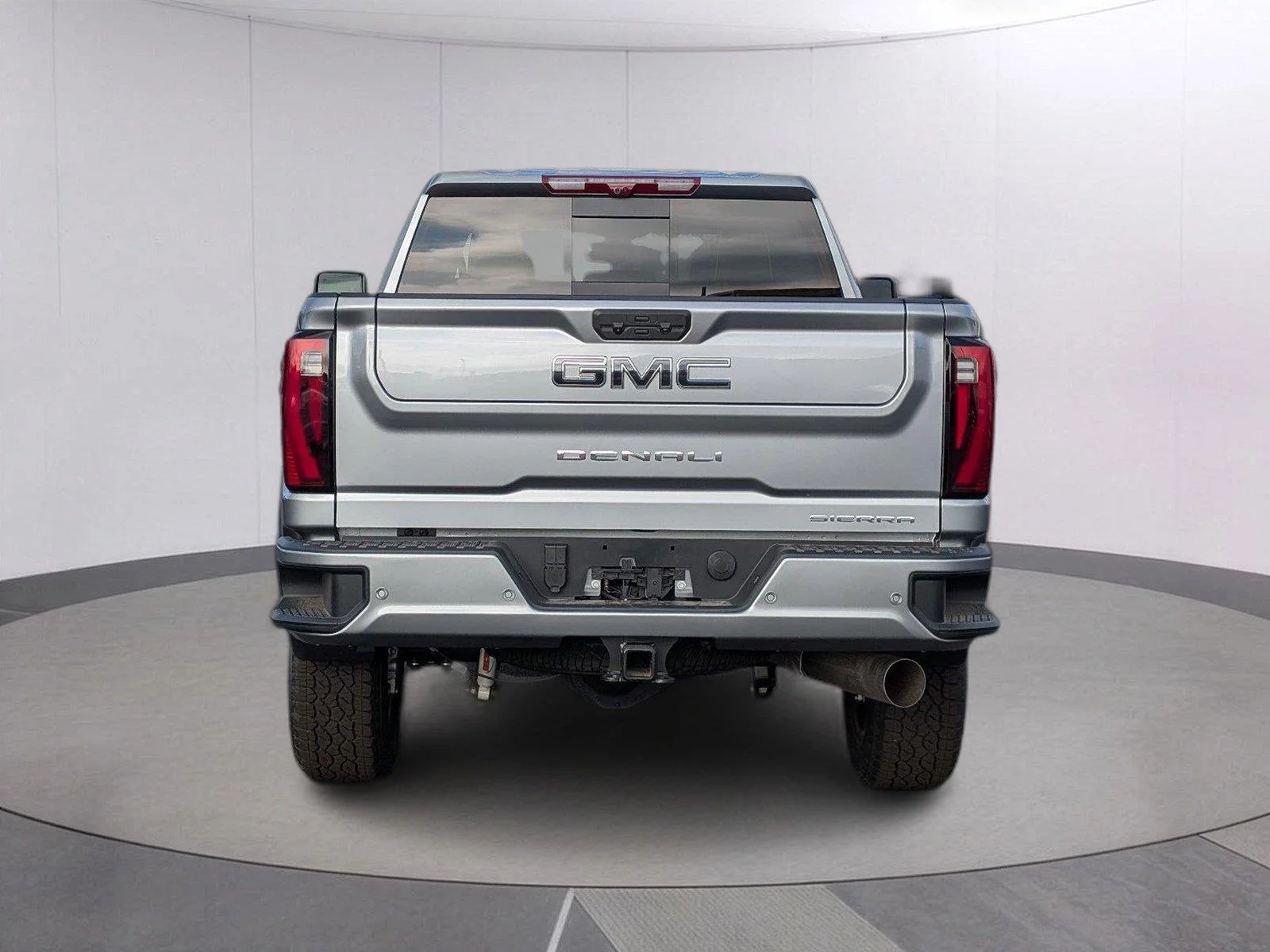 New 2026 Sterling Metallic GMC Denali Ultimate image 4