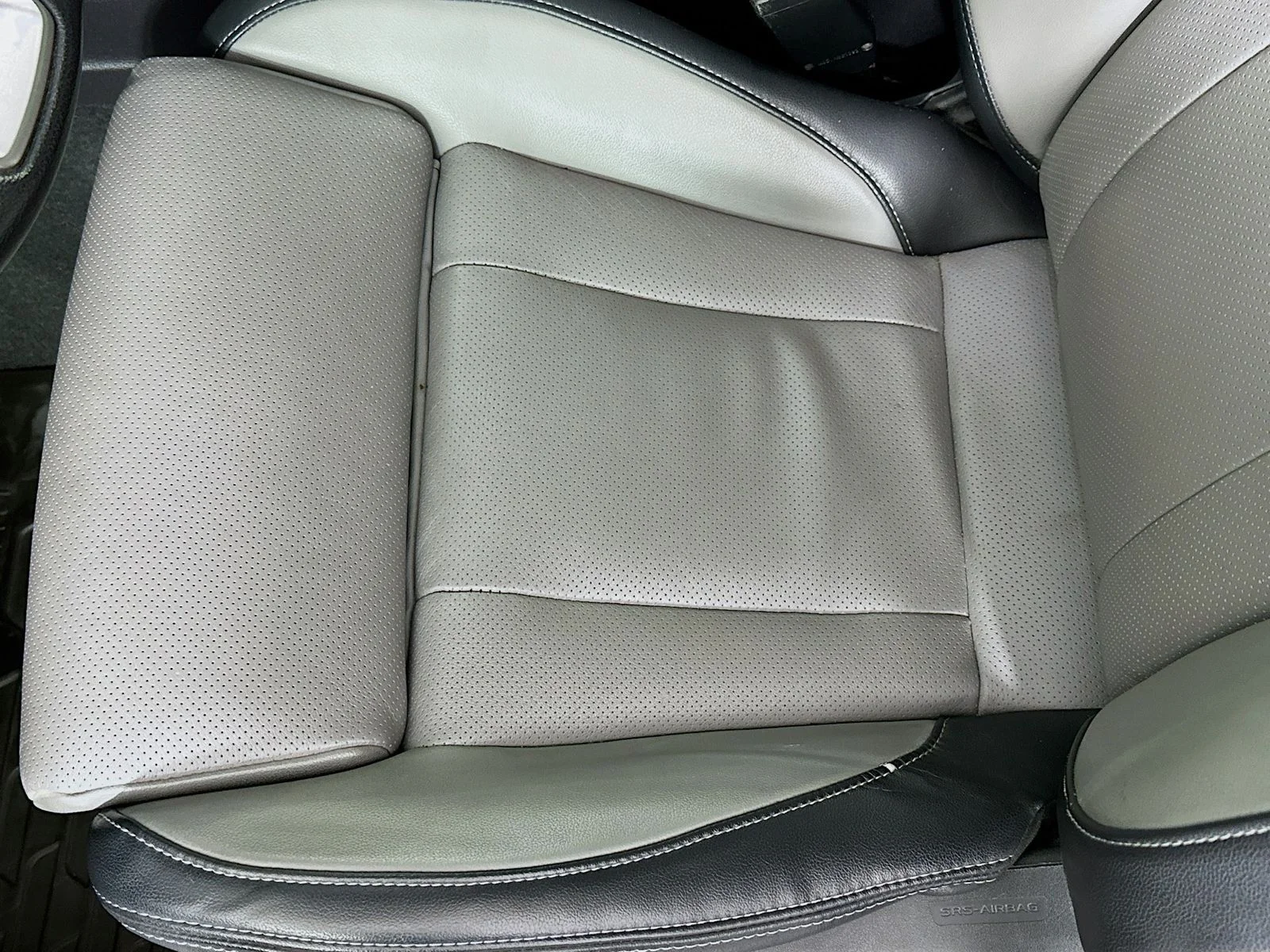 Used 2022 Magnetite Gray Metallic Subaru Limited image 21