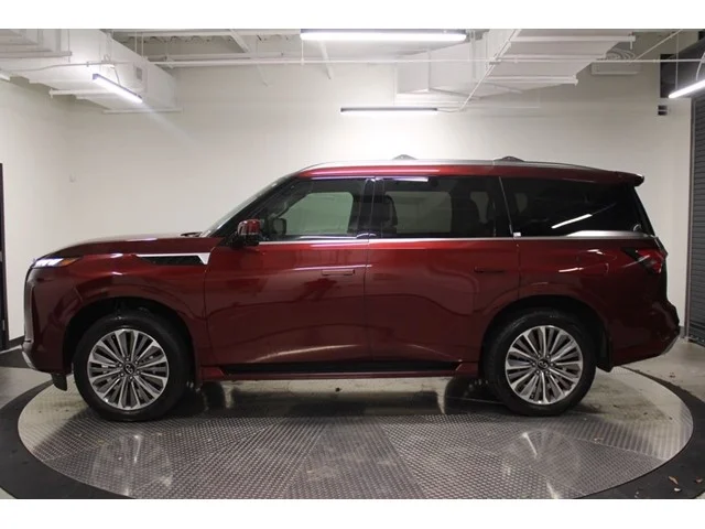 New 2025 COULIS RED INFINITI Sensory 4WD image 2