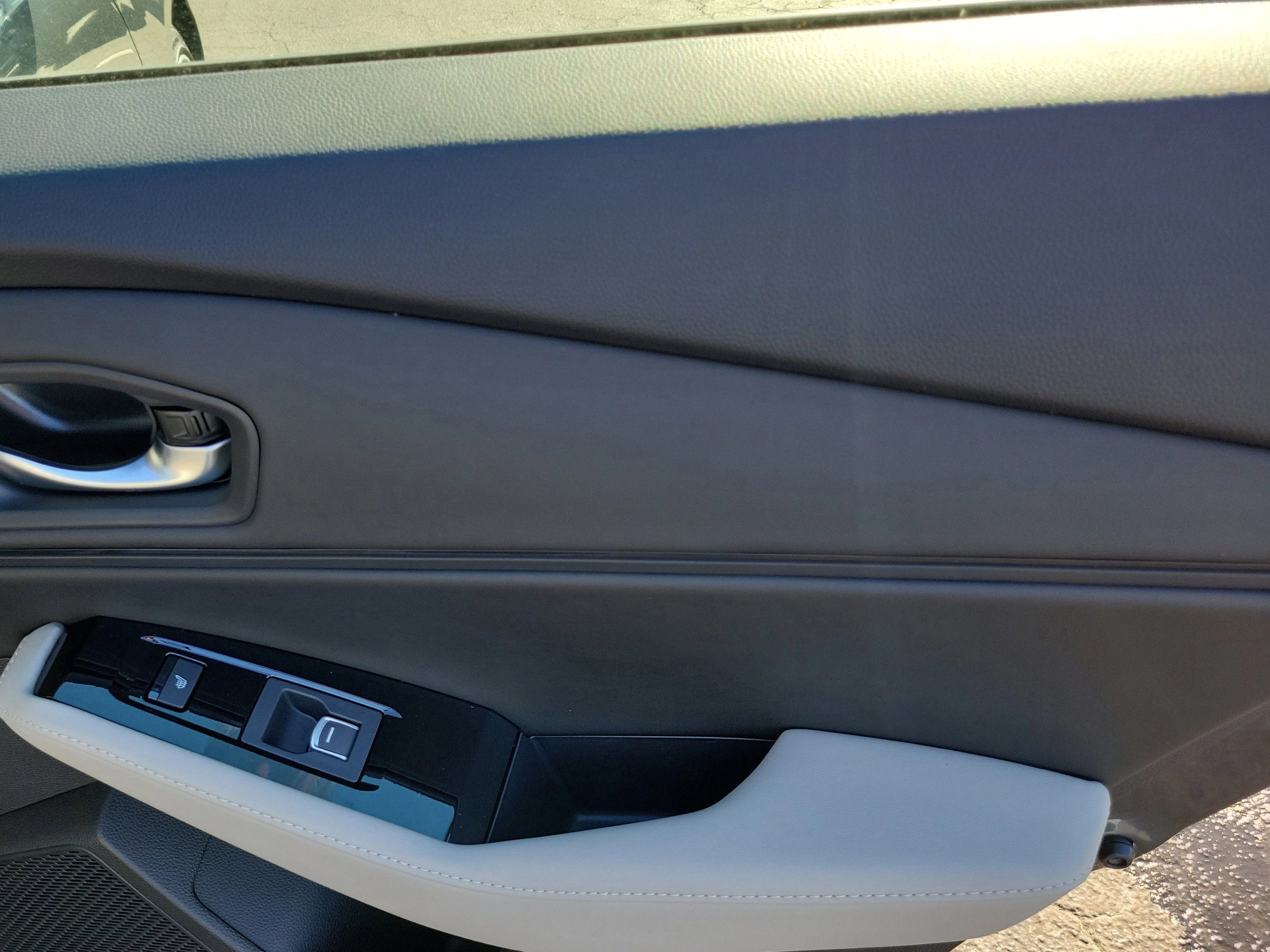New 2026 Platinum White Pearl Honda Touring image 21