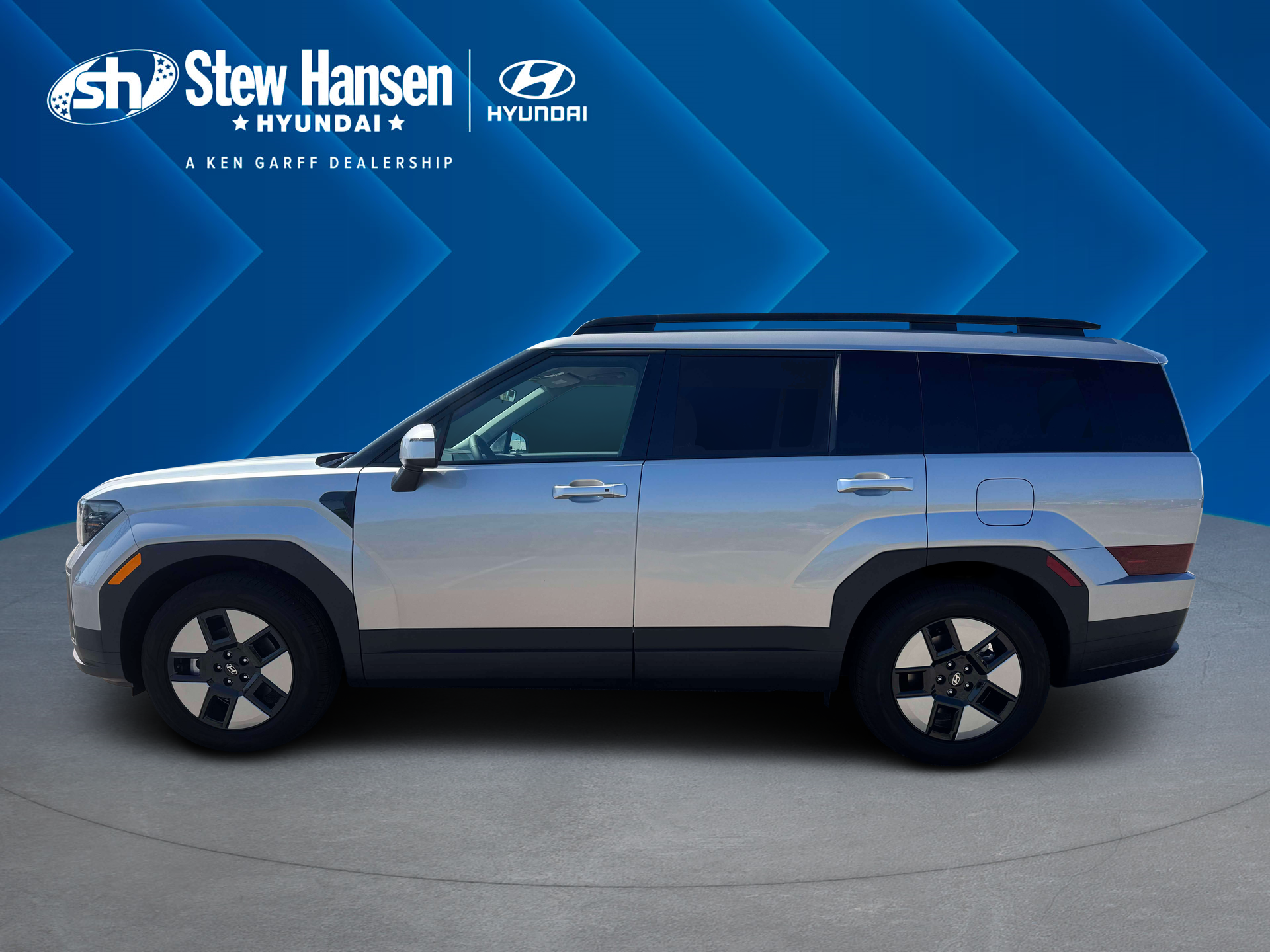New 2027 Shimmering Silver Hyundai SEL image 19