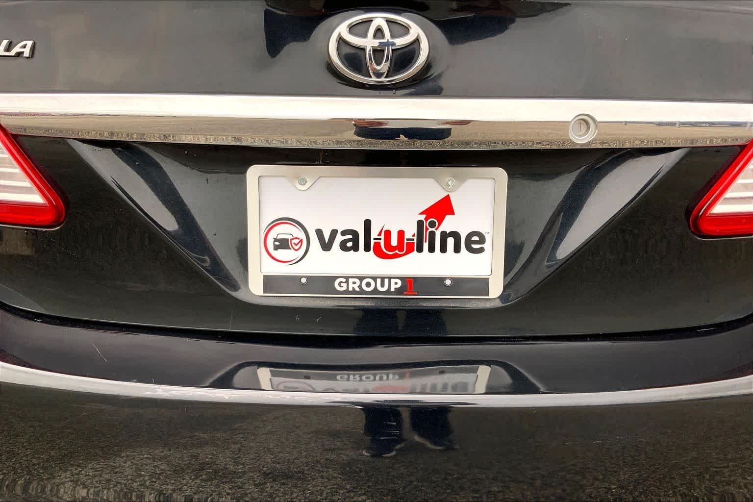 Used 2012 Black Sand Pearl Toyota LE image 10