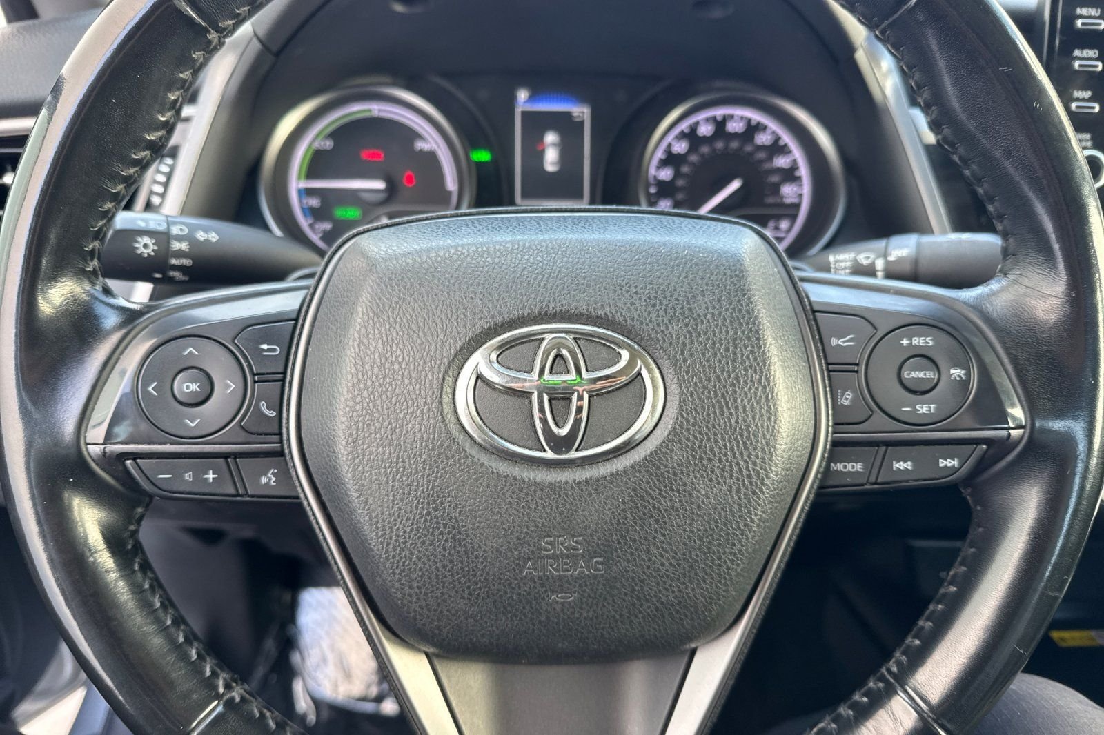 Used 2024 Silver Toyota SE image 28