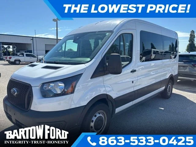 Used 2024 White Ford XL image 1