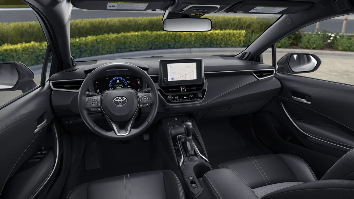 New 2026 Wind Chill Pearl with Midnight Black Metallic roof Toyota XSE image 34