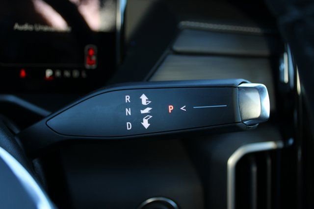 2026 GMC Acadia Elevation - Photo 24