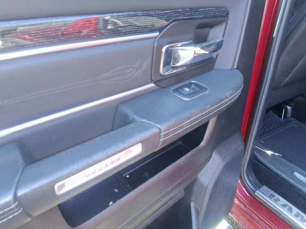 Used 2014 Red Ram Laramie Longhorn image 12