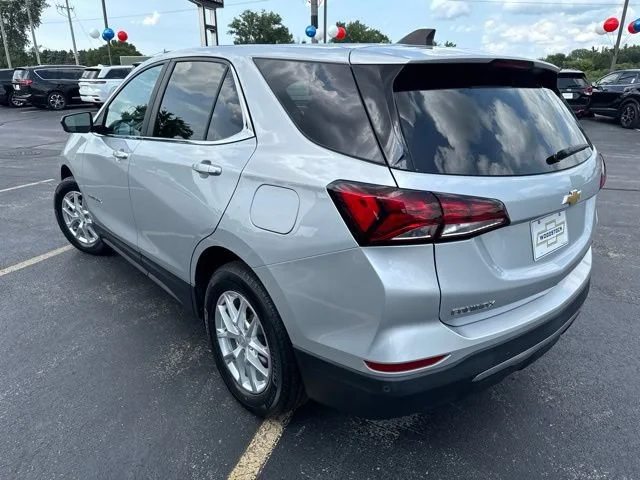 2022 Chevrolet Equinox LT - Photo 5